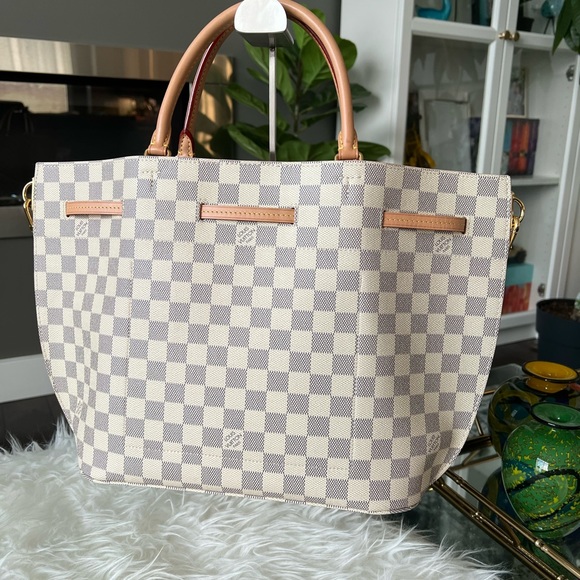 Louis Vuitton Girolata - Picture 3 of 7